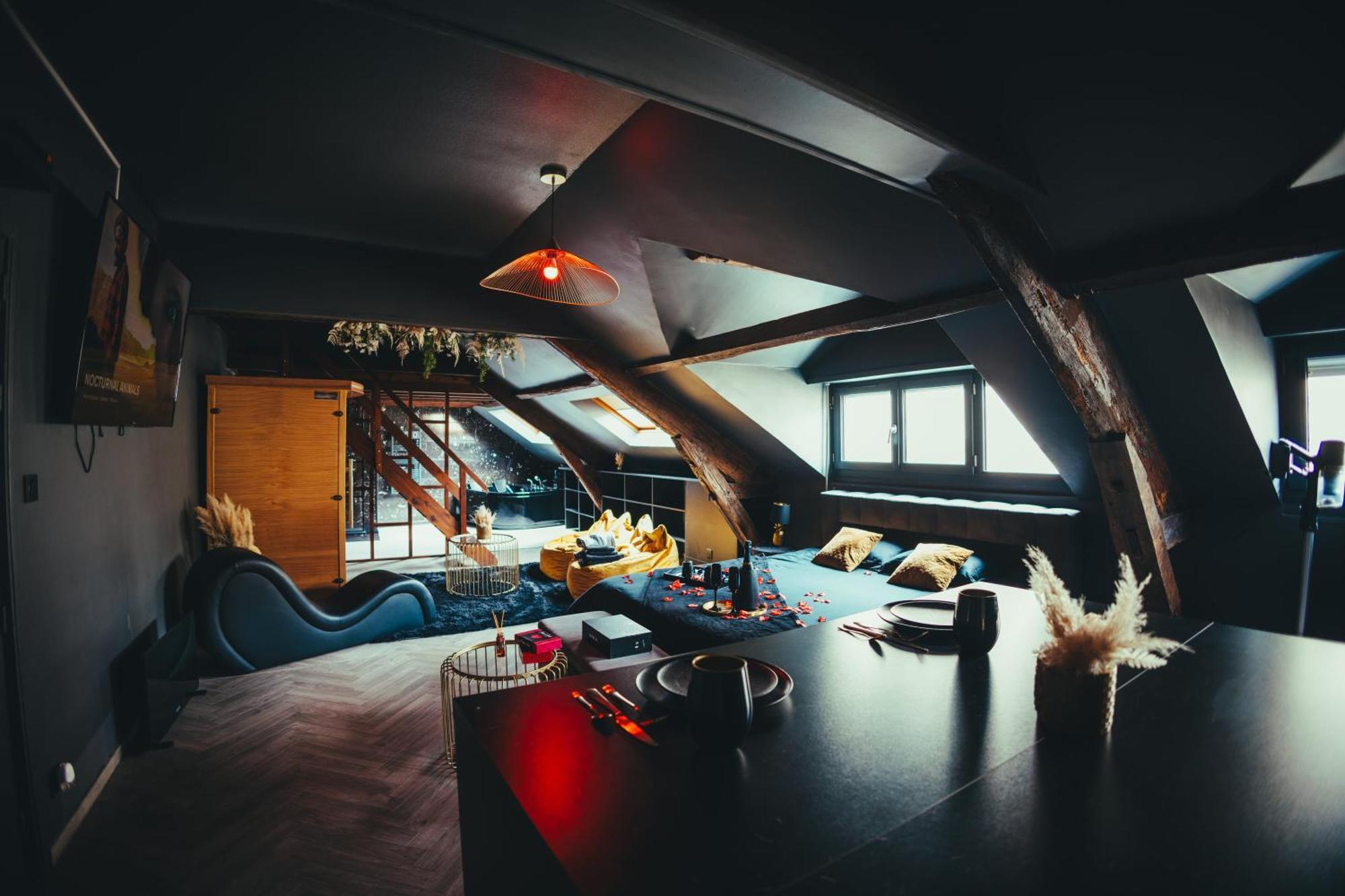 La Marble Room - Suite Balneo & Sauna Angers Dış mekan fotoğraf
