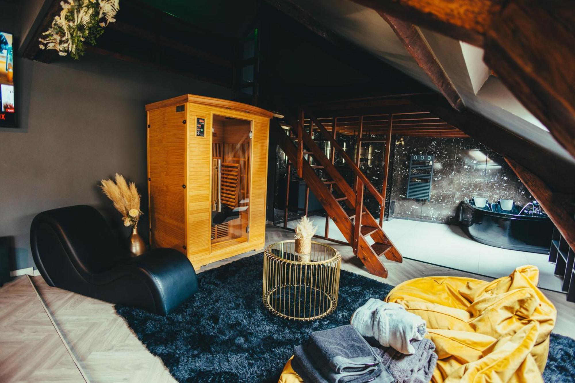 La Marble Room - Suite Balneo & Sauna Angers Dış mekan fotoğraf